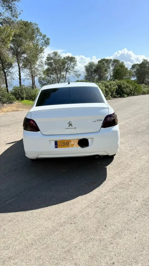 Peugeot 301 2014 Active