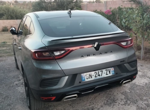 Renault Arkana 2023 E-tech Engeered