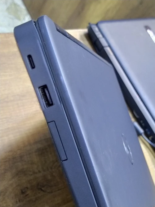 Laptop 3 mois de garantie 
