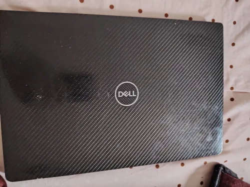 Dell Latitude 7400