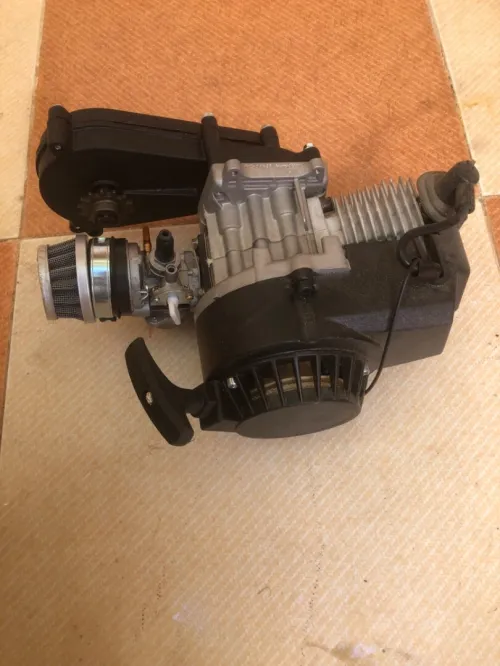 Vente moteur essence 49 CC ,a 2 temps 