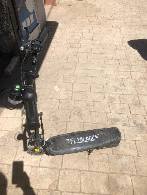 Vente trottinette Neuf utilisé 2 mois