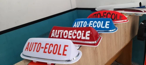Panneaux de toit auto ecole