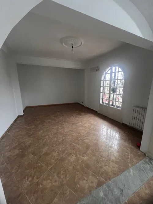 Location Appartement Niveau de villa F6 Alger Kouba