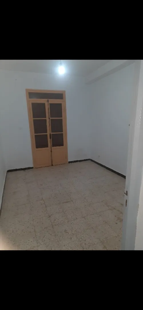 Location Appartement F4 Tipaza Kolea