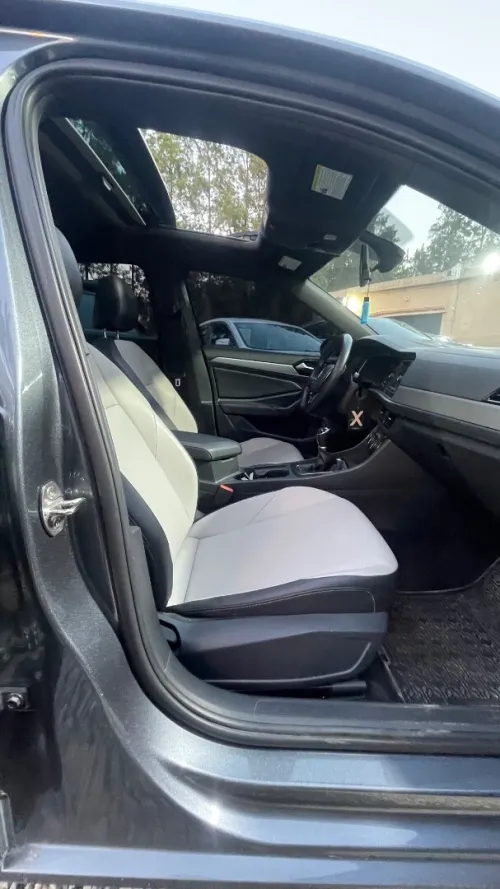 Volkswagen Jetta 2021 R Line