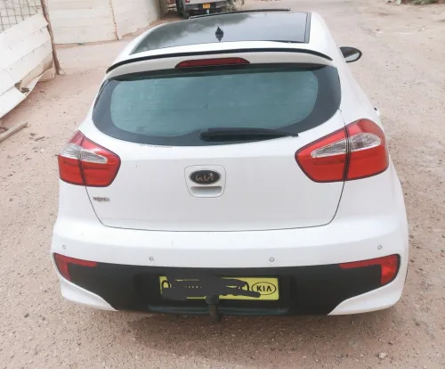 Kia Rio 5 portes 2015 Funny Facelift 