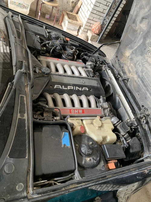 BMW BMW e32 kit alpina 1990 750i
