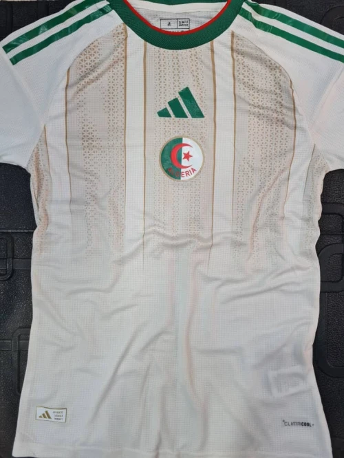 Maillot d'Algérie الجزائر / survêtement équipe nationale