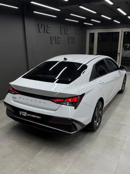Hyundai ELANTRA 2025 LUXURY