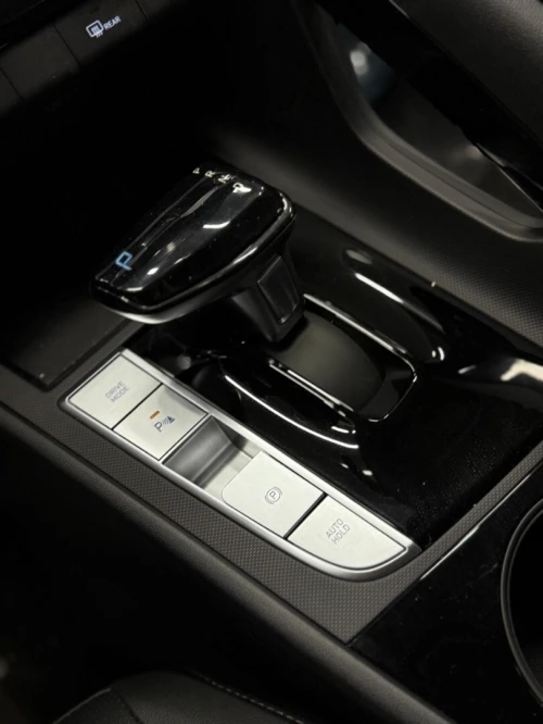 Hyundai ELANTRA 2025 LUXURY