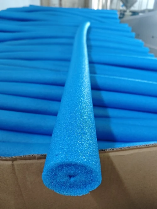 Bâton flottant /Frite en mousse polyéthylène: Plaisir aquatique, sécurité assurée !