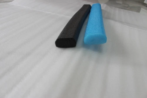 انابيب صناعة عوازل الابواب/les tubes en mousse pour isolant de portes