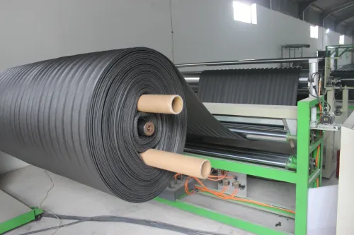 القماش المبطن /Laminage de mousse polyéthylène avec tout type de tissu