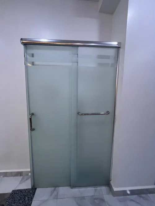 Cabine de douche sur mesur