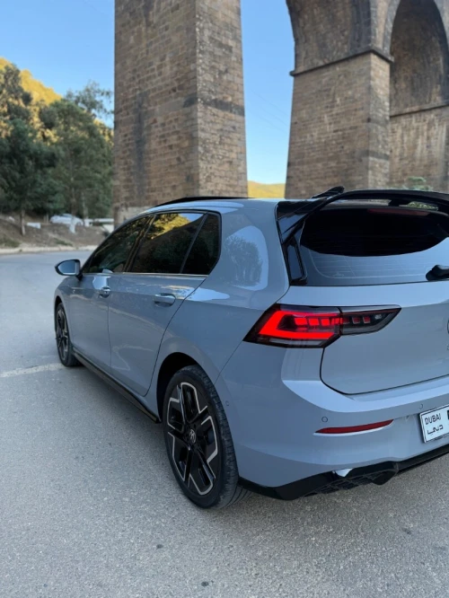 Volkswagen Golf 8 2025 R