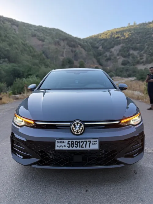 Volkswagen Golf 8 2025 R