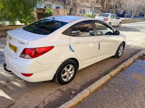 Hyundai Accent RB  5 portes 2013 Style
