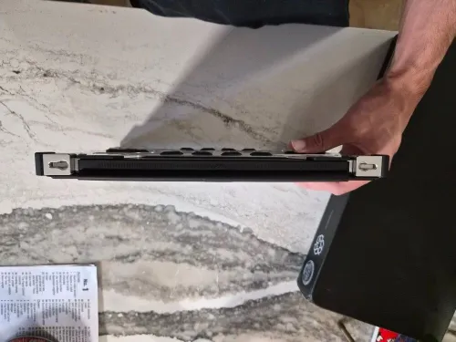 ASUS ROG Flow Z13 _ i9 13e/ RTX4070 / 32GB جاي من موديل قاوي وخفيف  في حالة نظيفه