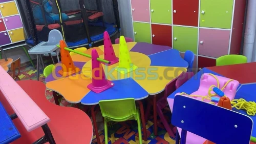Fabrication de Tables et Chaises Scolaires 