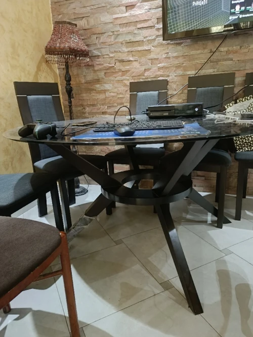 Table salle a manger en verre 