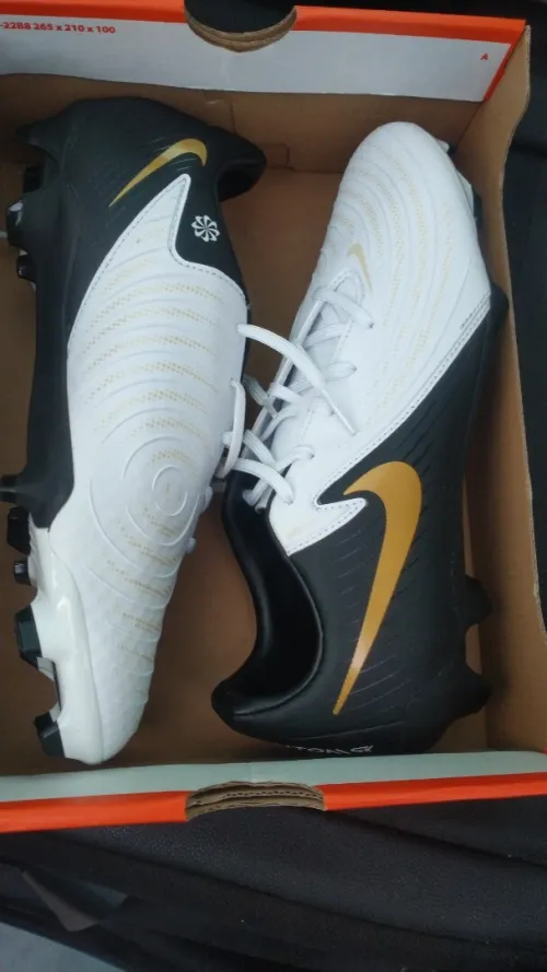 Chaussure de football 