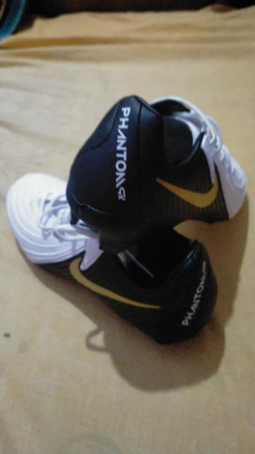 Chaussure de football 