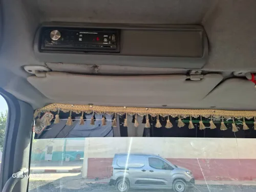 Nissan ATlEON 2006