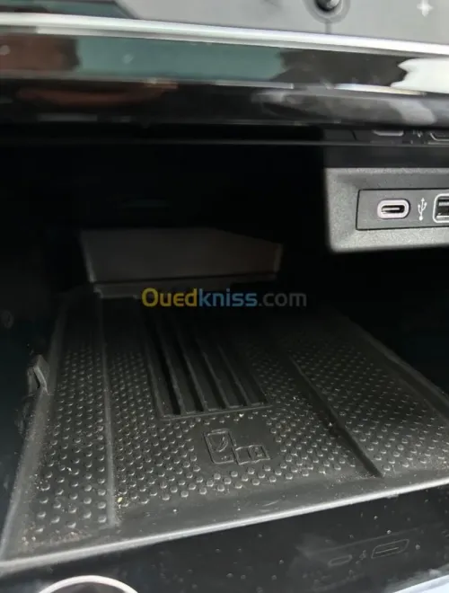 Volkswagen Tharu XR  2025 1.5 TSI ( turbo)