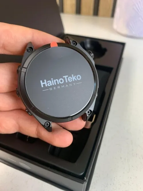 Smartwatch Haino Teko RW-61 avec écran AMOLED lampe de poche intégrée et 3 paires ساعة ذكية أصلية