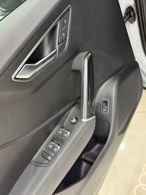 Audi Q2 L 2026 S line