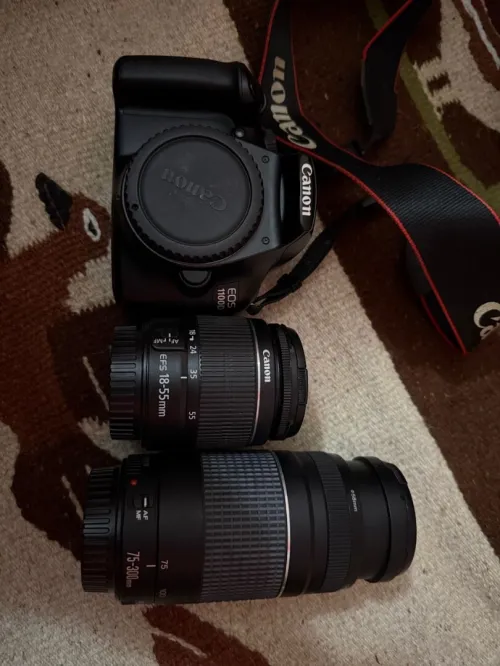 Appareil photo Canon EOS 1100D