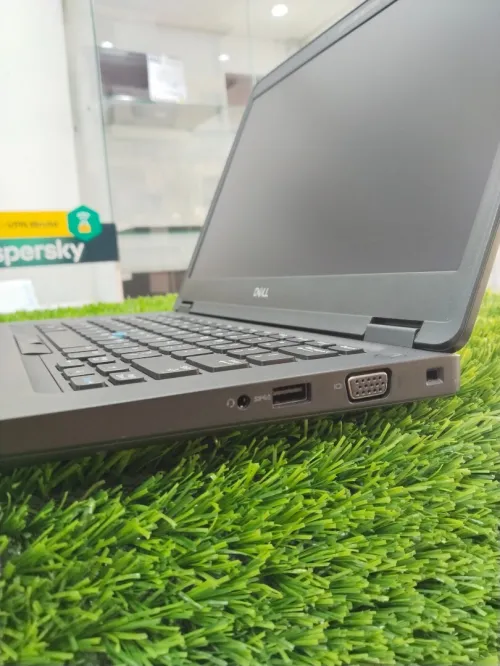 Dell latitude 5490 | Intel i7 8650U Ram 16Go 256Go SSD 14'' Tactile 