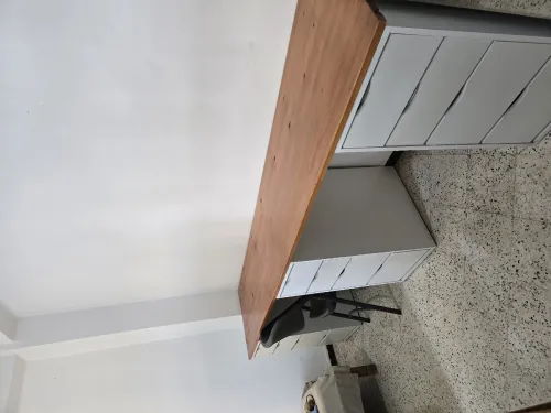 Bureau avec caissons