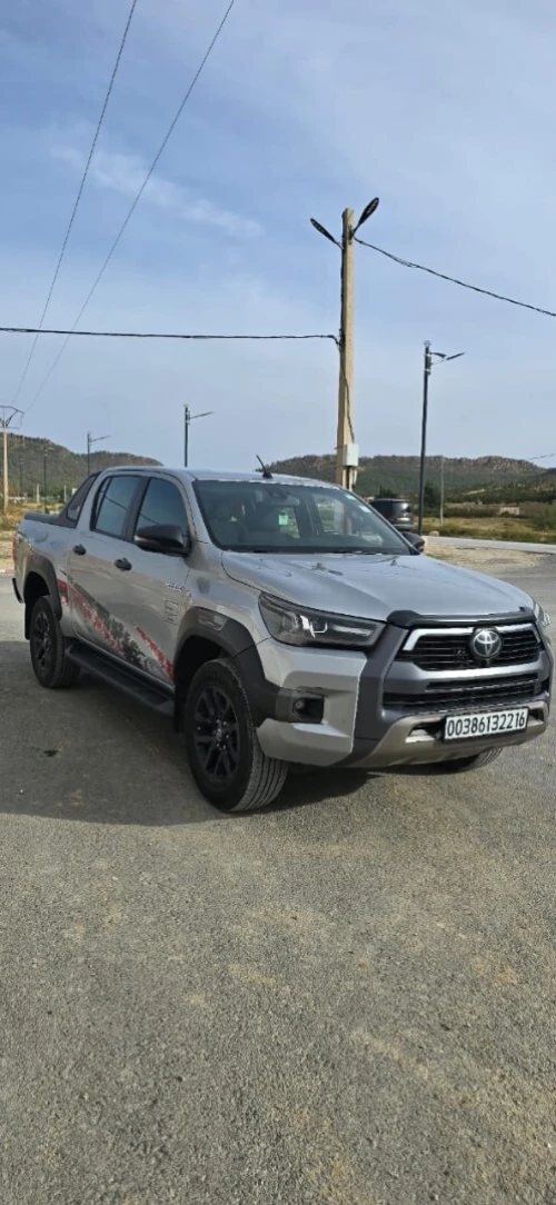 Toyota Hulix 2022 Aviator