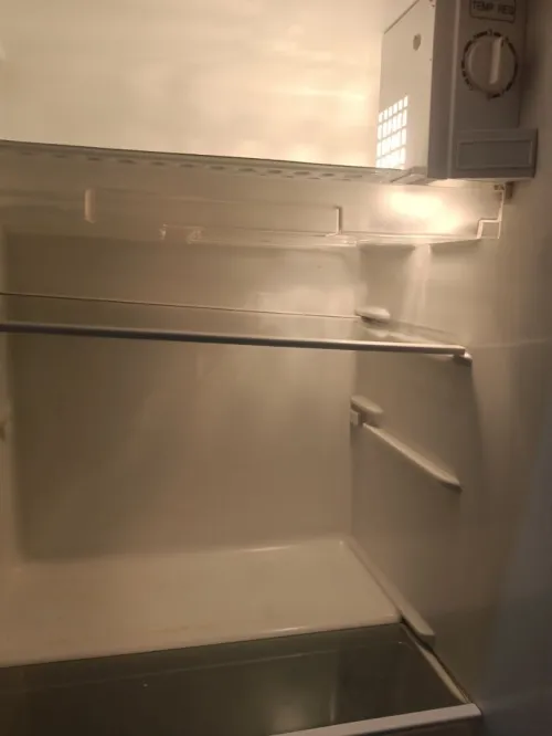 Liquidation : Maxi refrégérateur Géant NOIR 