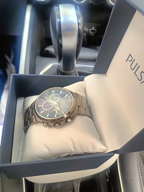 Montre marque PULSAR