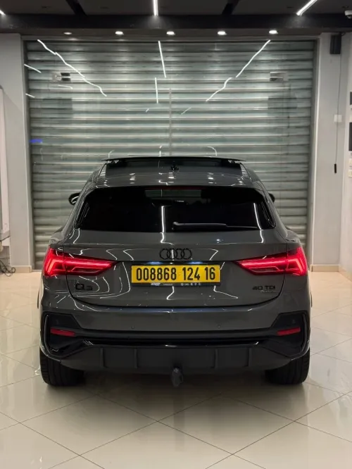 Audi Q3 2024 S line
