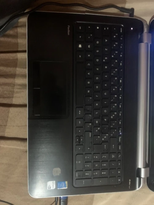 Hp pavilion i7 4500U 