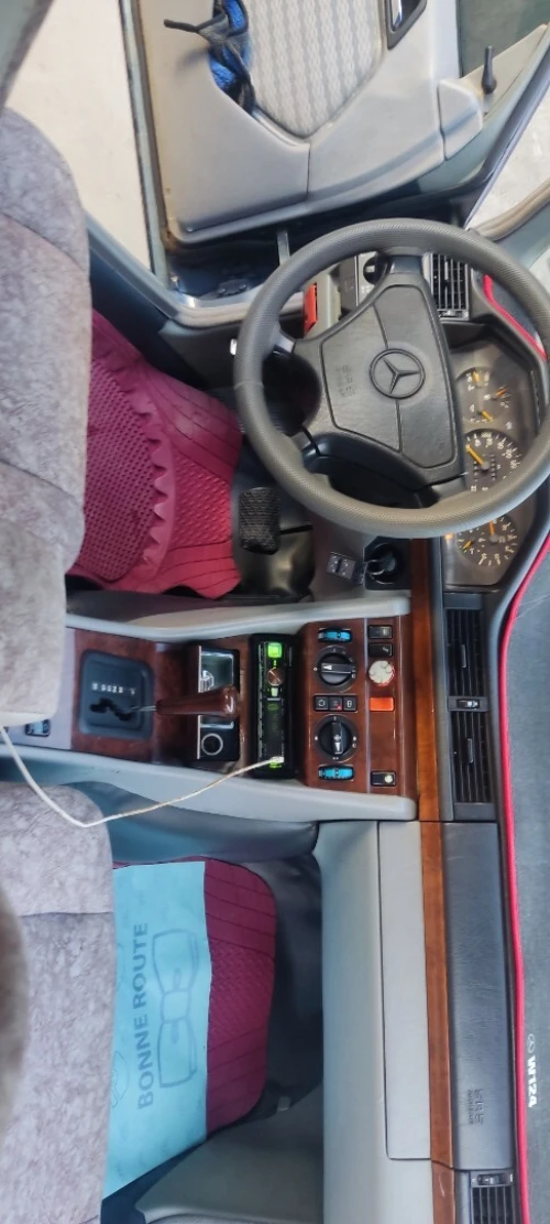 Mercedes Classe E 1992 D300
