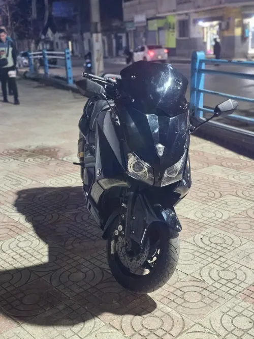 Yamaha Tmax 2015