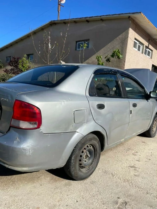 Chevrolet Aveo 4 portes 2004 Aveo 4 portes