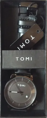 ساعة اليد رجالية من العلامة TOMI