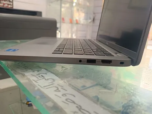Dell Precision 3480 / I5 13th gen / 16 RAM / 256 SSD /