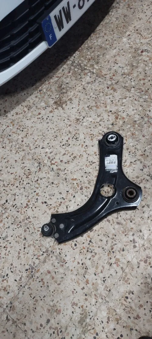Triangle coté droit clio 5 tce 1.0 turbo 2023