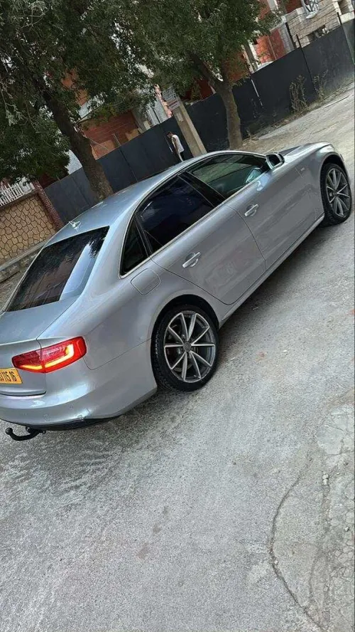 Audi A4 2015 S Line +