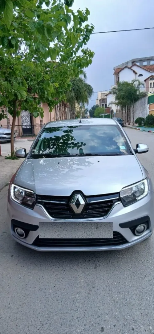 Renault Symbol 2018 Collection