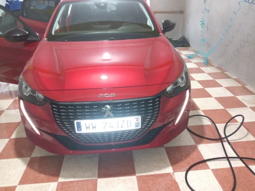 Peugeot 208 2023 Allure Pack