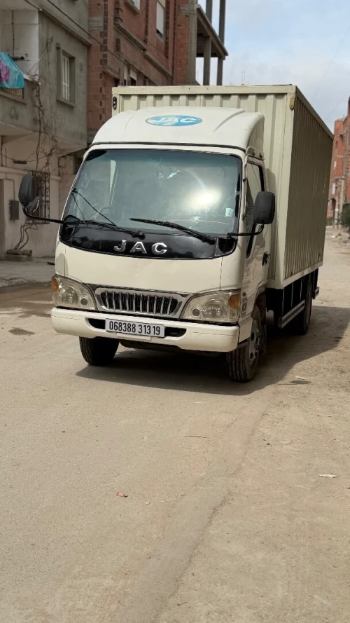 JAC 1040 2013