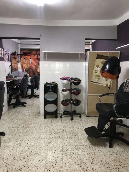 Vendre tout le matériel de coiffure et esthétique en gros 